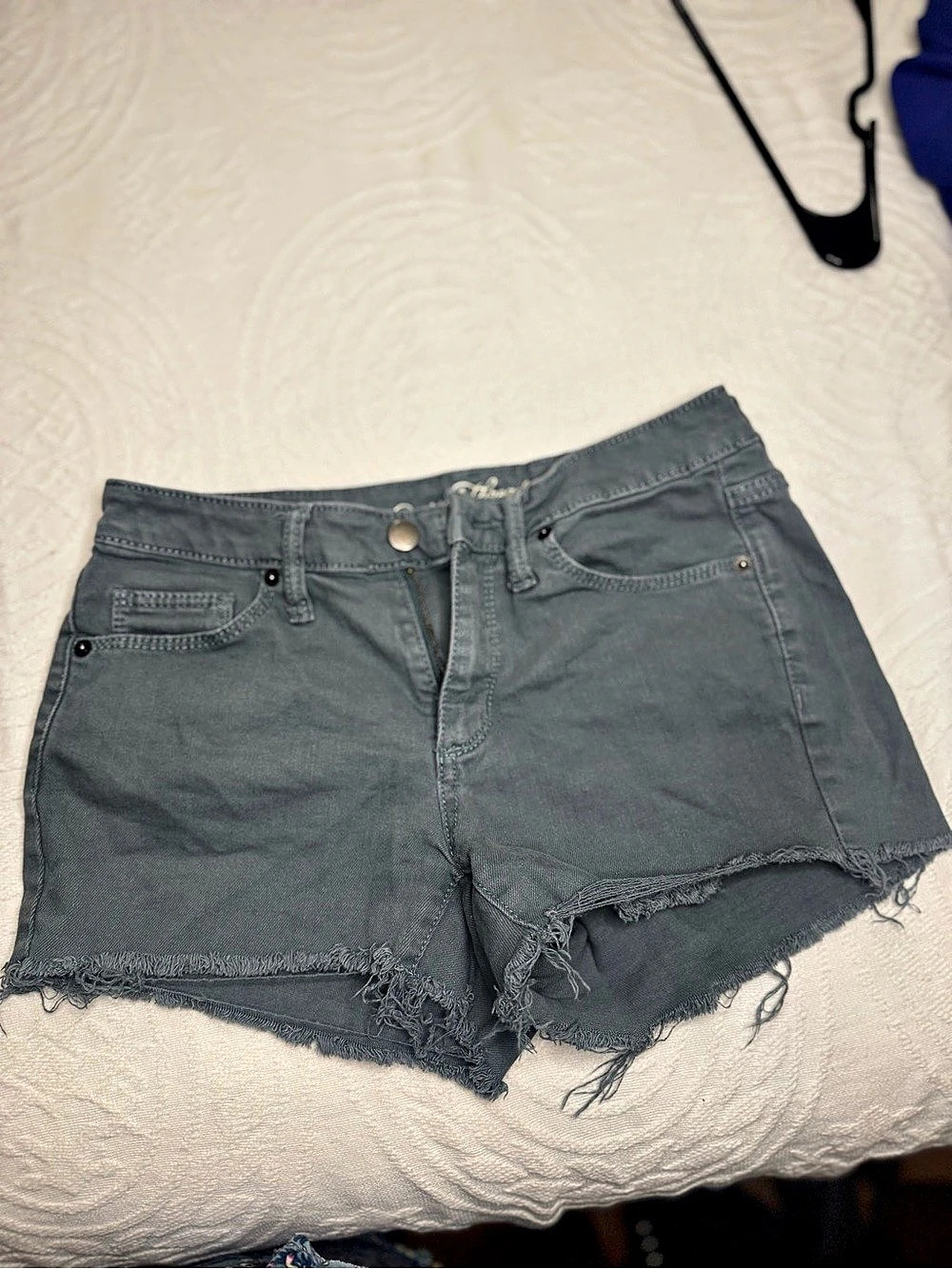 Universal Thread Vintage Midi Denim Shorts, Gray, Waist 25